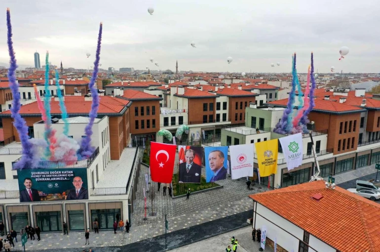 Bakan Kurum, Suriçi Çarşısı birinci etabın açılışını yaptı