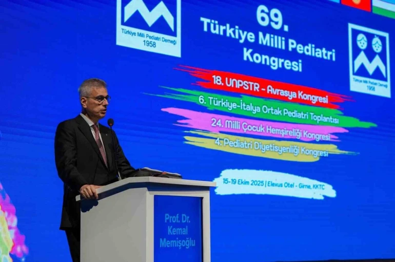 Bakan Memişoğlu: "Biz sağlıkçılar sadece sağlık hizmeti değil, artık sağlık bilgisini üretip onu dünyaya kavuşturan insanlar olacağız" 