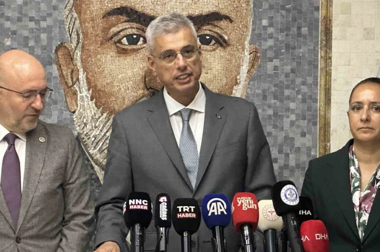 Bakan Memişoğlu’ndan hastanelerde kreş ve anaokulu açıklaması: "İnşallah bu sene için 7 kreşe başlıyoruz"