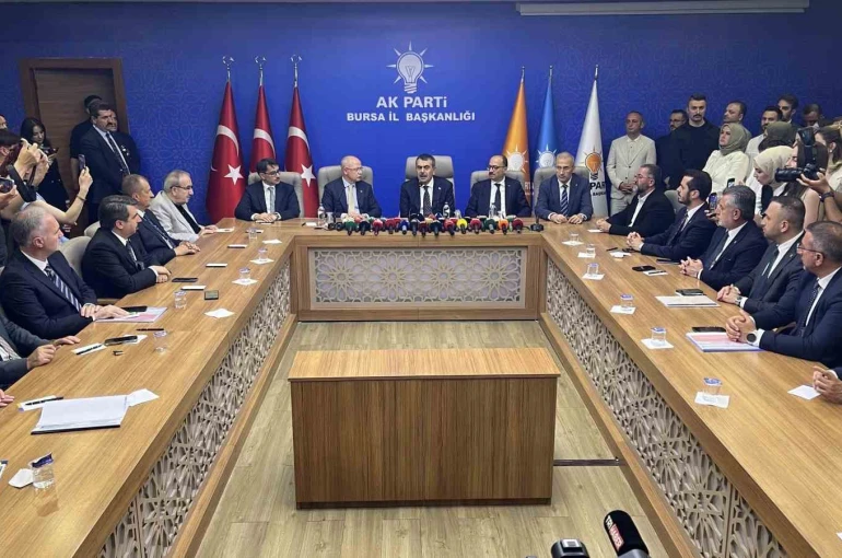 Bakan Tekin: "2002 yılından bugüne, Bursa’da öğretmen ve derslik sayısı 2,5 kat arttı"