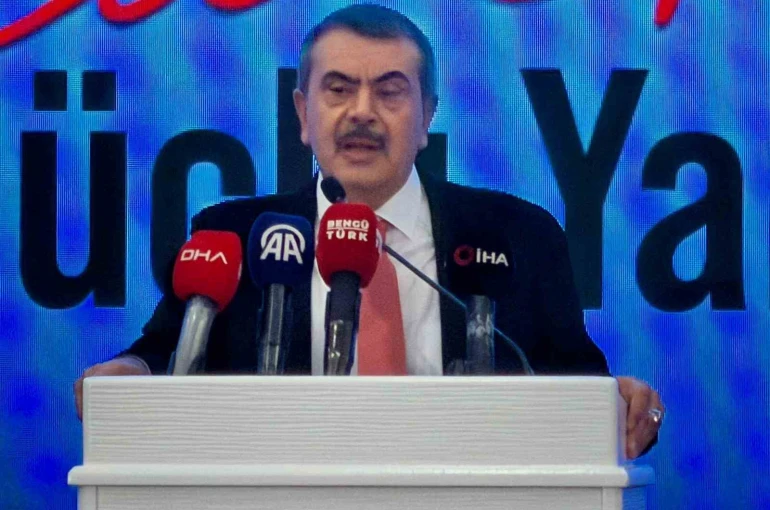 Bakan Tekin: "6 Şubat’ta depremde yıkılan yaklaşık 9 bin 700 derslik yerine 15 bin derslik eğitim ve öğretime kazandırıldı" 