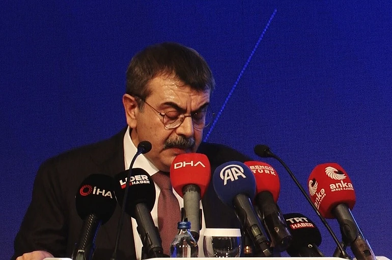 Bakan Tekin: "MEB, toplumda karşı karşıya kaldığımız bütün sorunların çözümü noktasında rol üstlenmek zorunda olan bir bakanlık" 