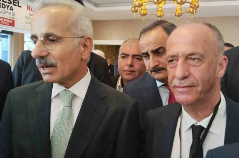 Bakan Uraloğlu: Erzurum’a hızlı tren aşama aşama gelecek 