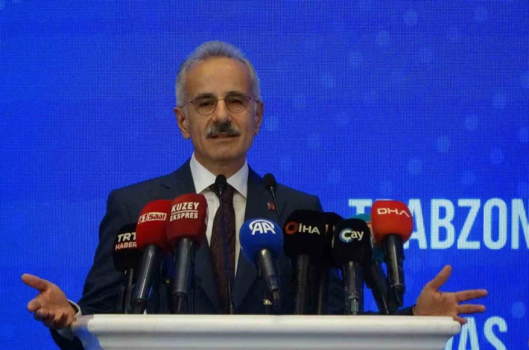 Bakan Uraloğlu: "İlk göreve geldiklerinde 4.7 milyon kullanıcının bilgileri yurt dışına çıkarılmıştır"