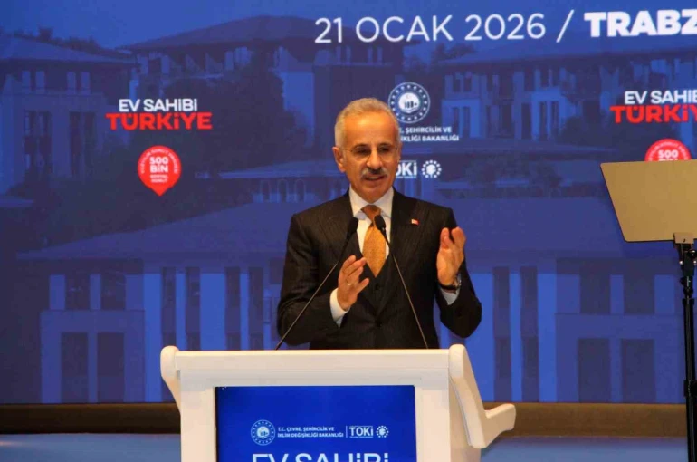 Bakan Uraloğlu: "Kürt kardeşlerimizle aramıza hiç kimse engel koyamaz, hiç kimse aramızı açamaz" 