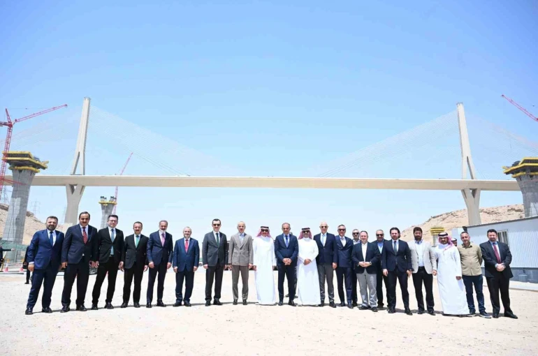Bakan Uraloğlu, Suudi Arabistan’da