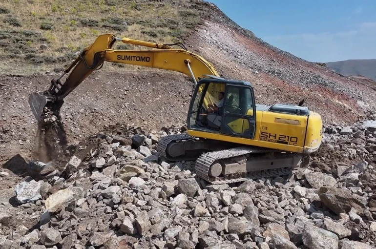 Bakan Yumaklı: "Erzurum Kavuşturan Göleti bin 60 dekarlık tarım arazisini modern sulama sistemine kavuşturacak"
