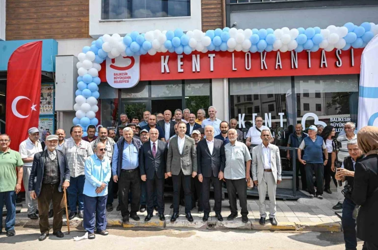 Balıkesir Büyükşehir Dursunbey’de hız kesmiyor 