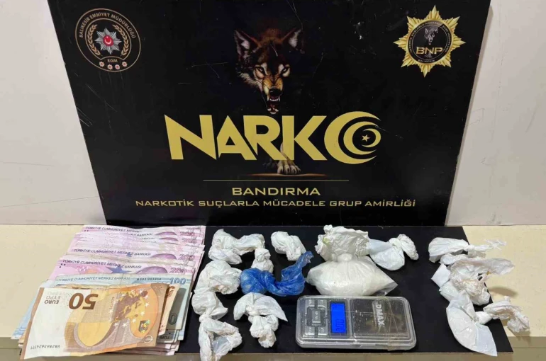 Bandırma’da düzenlenen narkotik operasyonunda zehir tacirlerine darbe