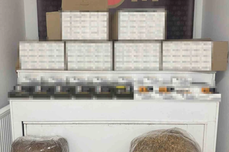 Bandrolsüz 75 bin dal boş makaron ele geçirildi 