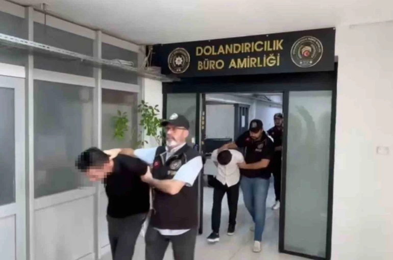 Bankacı kılıklı dolandırıcılara dev operasyon: 53 tutuklama 