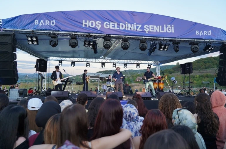 BARÜ’den öğrencilere ‘Hoş Geldiniz’ şenliği 