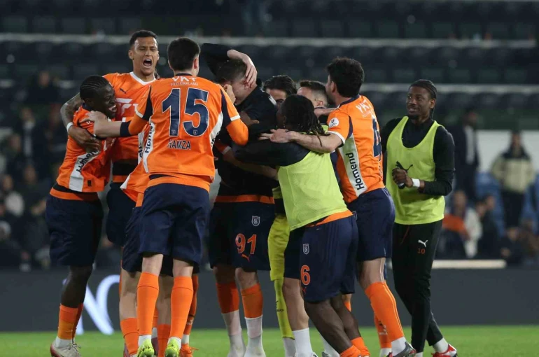 Başakşehir, Avrupa kupalarına katılma hedefini sürdürdü 