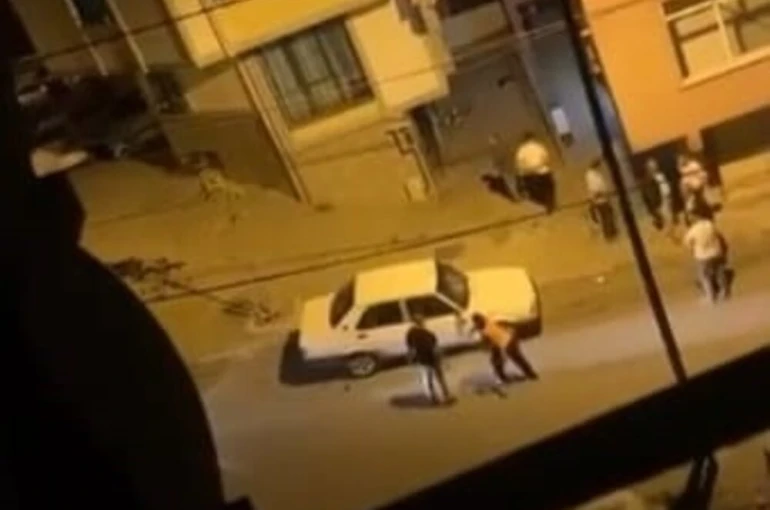 Başakşehir’de silahlı kavga vatandaş kamerasında 