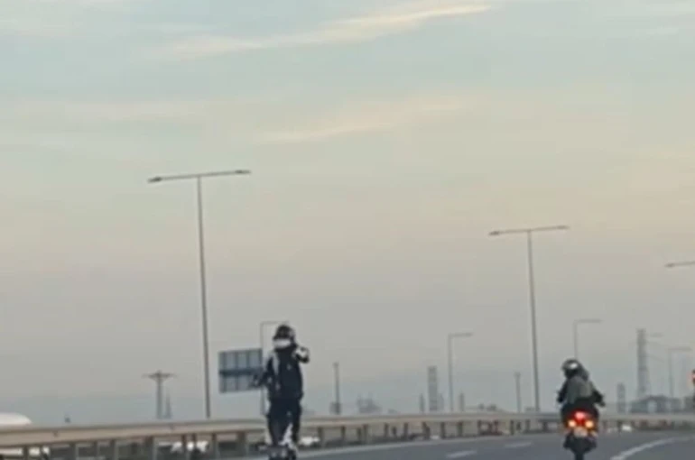 Başakşehir’de tehlikeli motosiklet gösterisi yapan sürücü yakalandı 