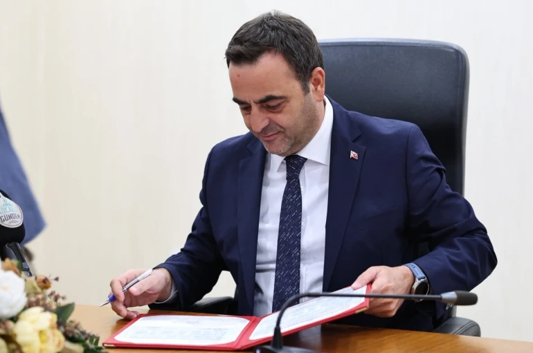 Başiskele’de inşa edilecek 24 sınıflı ilkokul için protokol imzalandı 