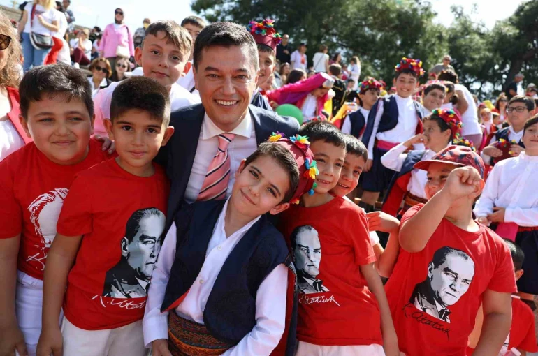 Başkan Acar: "Çocuklarımızın güvenle büyüdüğü bir geleceği kurmak hepimizin sorumluluğudur" 