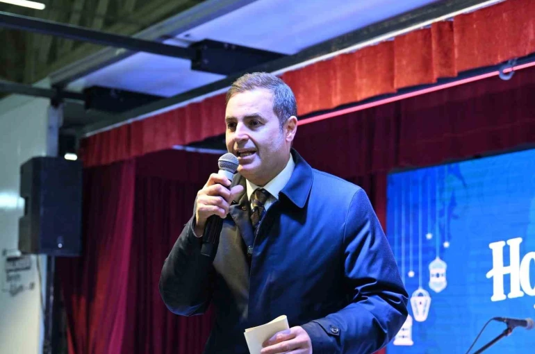 Başkan Ahmet Akın Susurluklu hemşehrileriyle aynı sofrada buluştu 