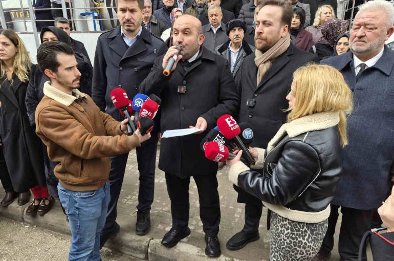 Başkan Albayrak: "Şehirde sel varken, vatandaş evinde elini yıkayacak su bulamadı" 