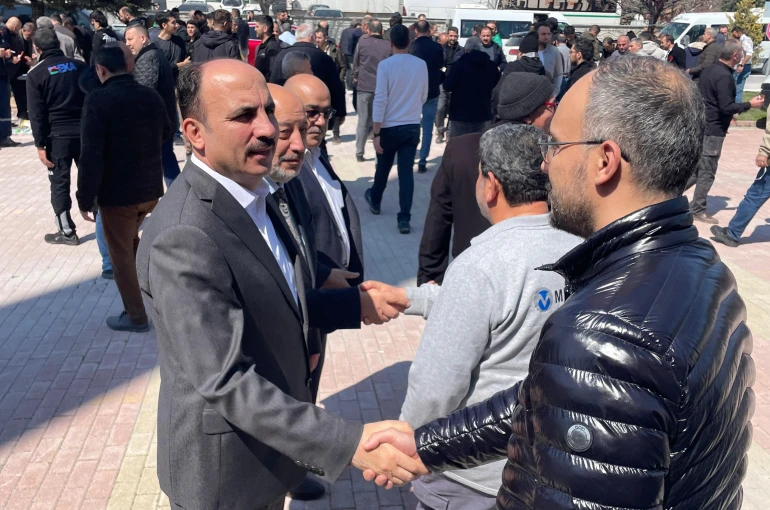 Başkan Altay 3. Organize Sanayi Camii’nde vatandaşlarla bir araya geldi