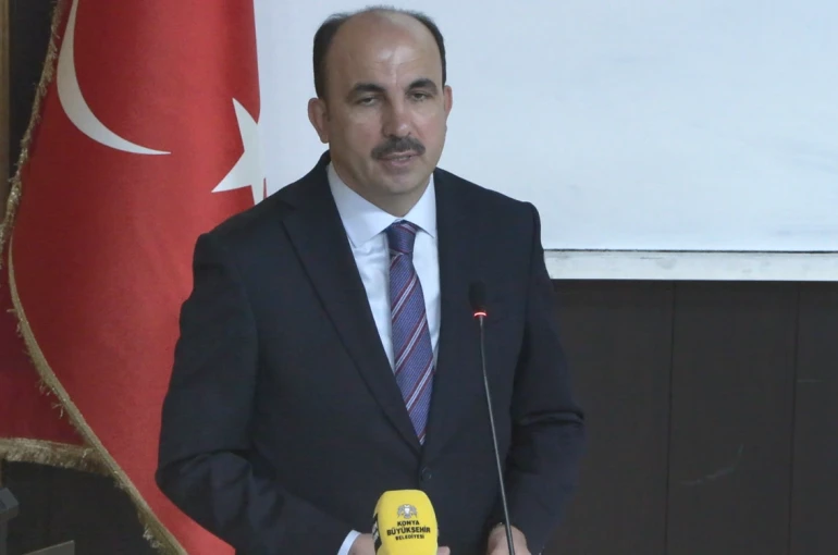 Başkan Altay, “Bir hafız yetişir, bir nesil değişir”