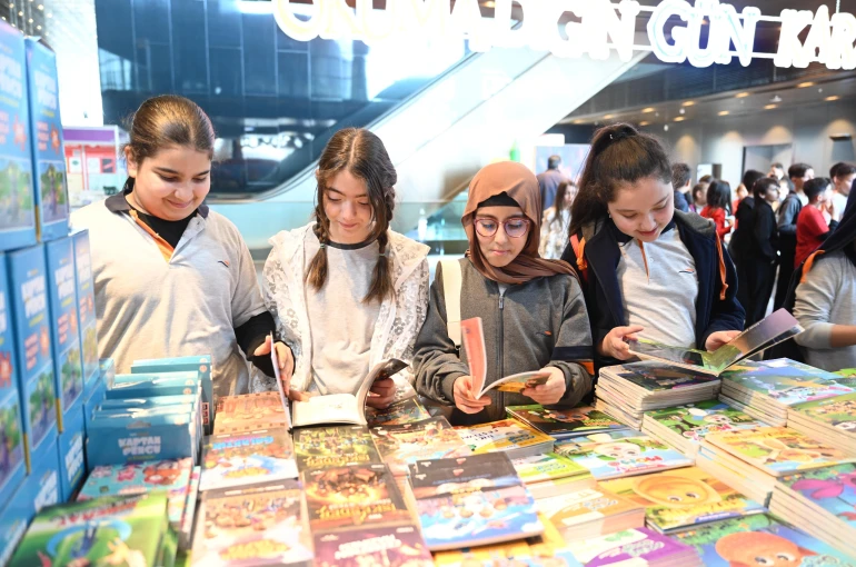 Başkan Altay tüm minik okurları ve aileleri 2. Çocuk Kitap Günleri’ne davet etti
