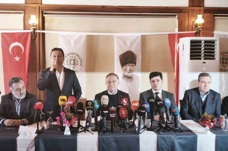 Başkan Aras: "Sizlerin eleştirileri bizim yol göstericimiz"