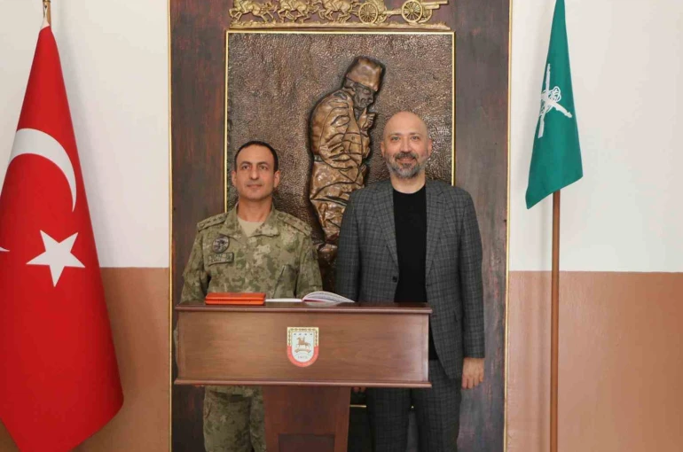 Başkan Arıkan, Söke Garnizon Komutanı ve İlçe Jandarma Komutanıyla bir araya geldi 