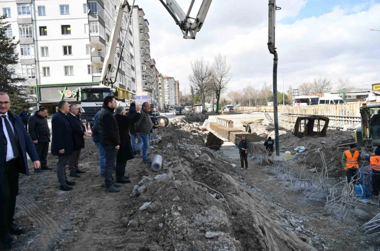 Başkan Büyükkılıç, 300 milyon TL’lik katlı kavşak projesini yerinde inceledi