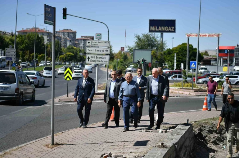 Başkan Büyükkılıç, DSİ Katlı Kavşağı proje çalışmalarını inceledi 