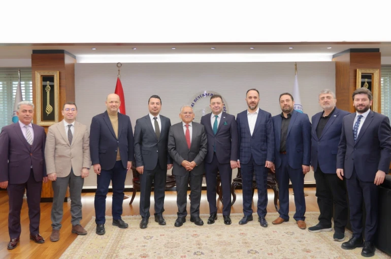 Başkan Büyükkılıç, OSB yönetimini ağırladı 