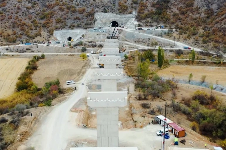 Başkan Büyükkılıç: "Yerköy-Kayseri YHT Projesi’nde önemli ilerleme kaydedildi" 