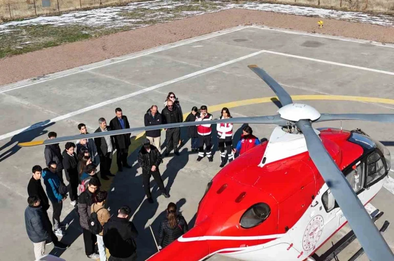 Başkan Büyükkılıç’ın özel projesi Bilişim Akademisi’nin öğrencileri, havacılık teknolojilerini yerinde inceledi 