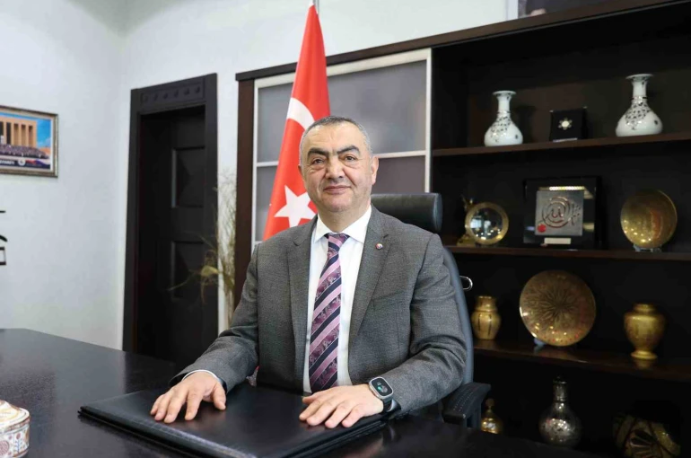 Başkan Büyüksimitci: "Annelerimiz, hayatımızın en kıymetli hazinesidir" 