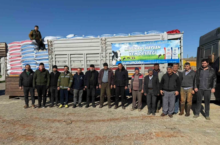 Başkan Çerçioğlu’ndan Karacasu’da küçük üreticilere yem desteği 