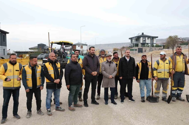 Başkan Çolakbayrakdar: "Kocasinan’ın her köşesinde daha yaşanabilir bir şehir parçası inşa ediyoruz" 