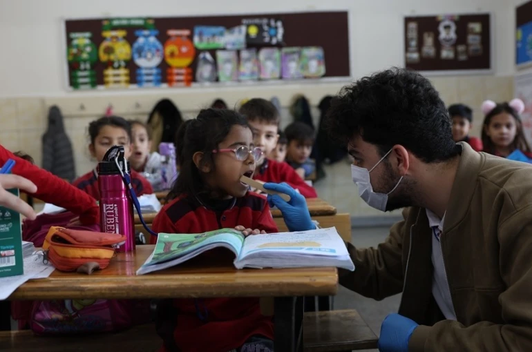 Başkan Çolakbayrakdar: "Sağlıklı bir nesil için ne gerekiyorsa yapıyoruz" 