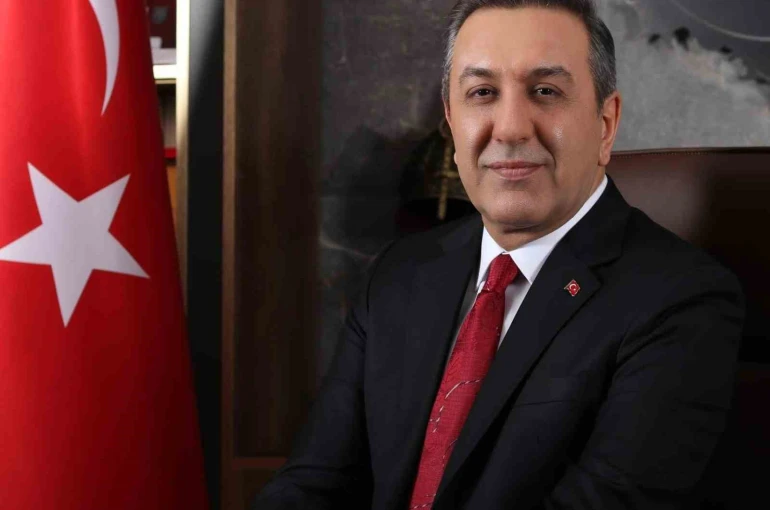 Başkan Dere çocukların bayramını kutladı 