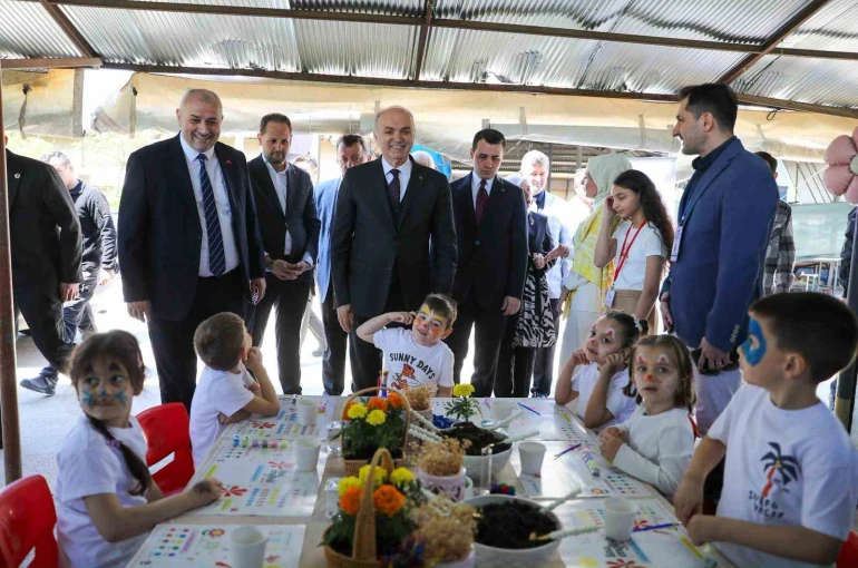 Başkan Faruk Özlü: "Eğitim bizim birinci önceliğimiz" 