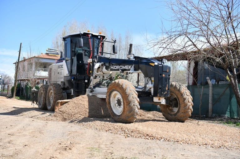 Başkan Geçit: "Dilek Mahallesi’nde yol kalitesi yükseliyor" 