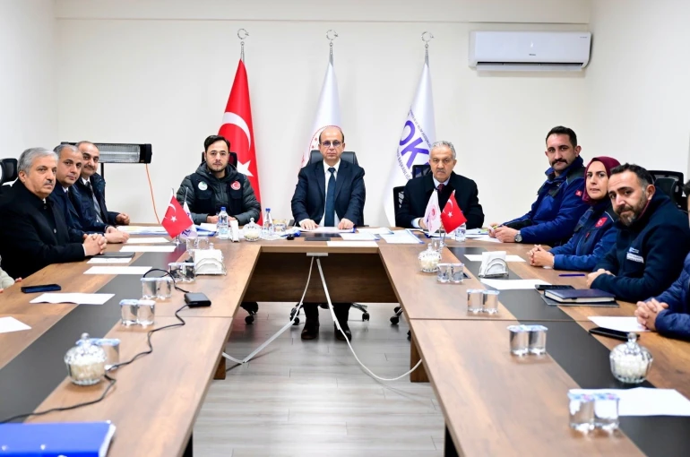 Başkan Geçit, "Gece gündüz demeden istişare içerisinde çalışıyoruz"