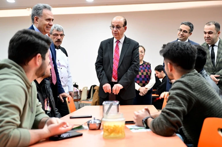 Başkan Geçit: "İftar soframızla gönüller arasında güçlü bir köprü kuruyoruz" 