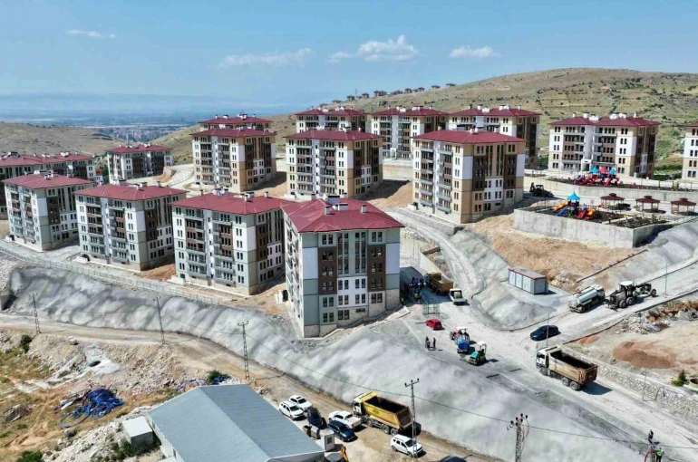 Başkan Geçit: "Konak’a verdiğimiz sözü yerine getirdik" 