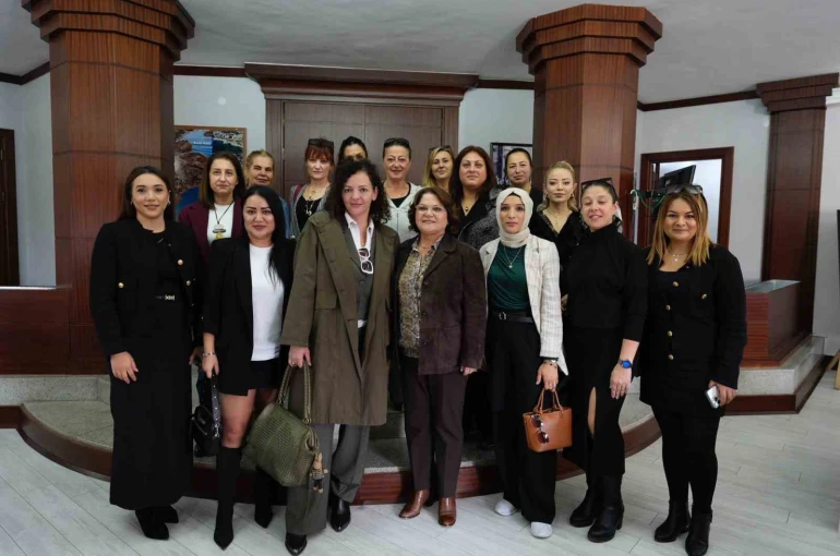 Başkan Gençay kadın girişimcileri ağırladı 