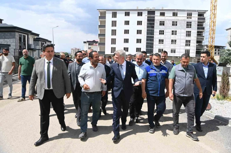 Başkan Görgel: "Elbistan’a 500 milyon liralık yol yatırımı kazandırıyoruz" 