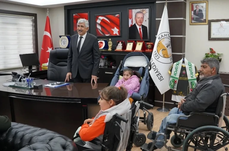 Başkan Hallaç: "Engelli Kardeşlerimizin Her Zaman Yanındayız" 