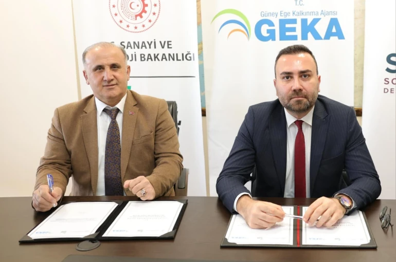 Başkan Kaya imzaladı: "İncirliovalı kadınların emeği değerlenecek" 