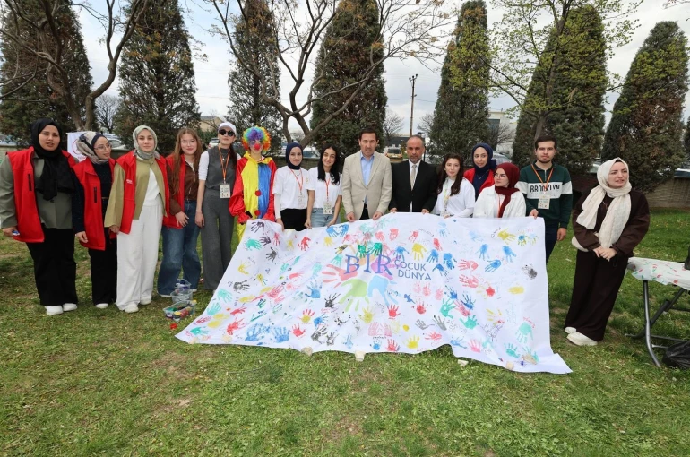 Başkan Kılca çocukların 23 Nisan sevincine ortak oldu
