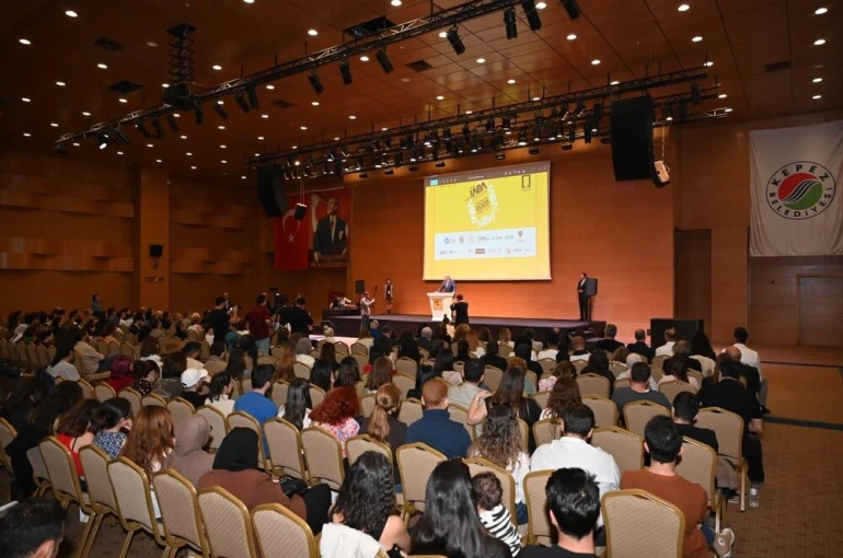 Başkan Kocagöz: "Antalya’nın geçmişine sahip çıkan ve geleceğini düşünen bir vizyonun buluşmasına hep beraber tanıklık ediyoruz" - IABA 2025, Kepez’de kapılarını açtı 