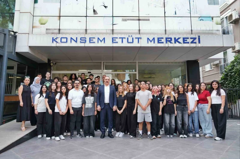 Başkan Kotan, etüt merkezinde gençlerle buluştu 